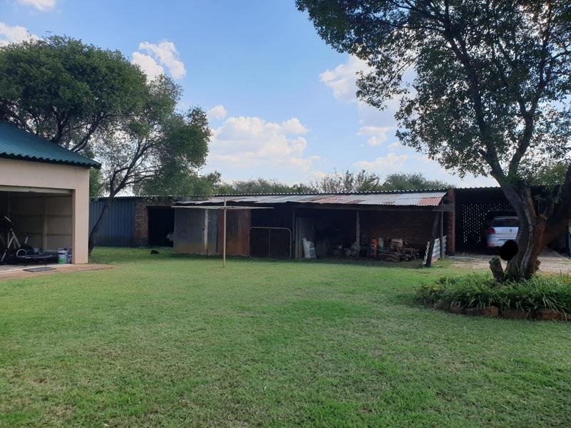 5 Bedroom Property for Sale in Swartruggens North West